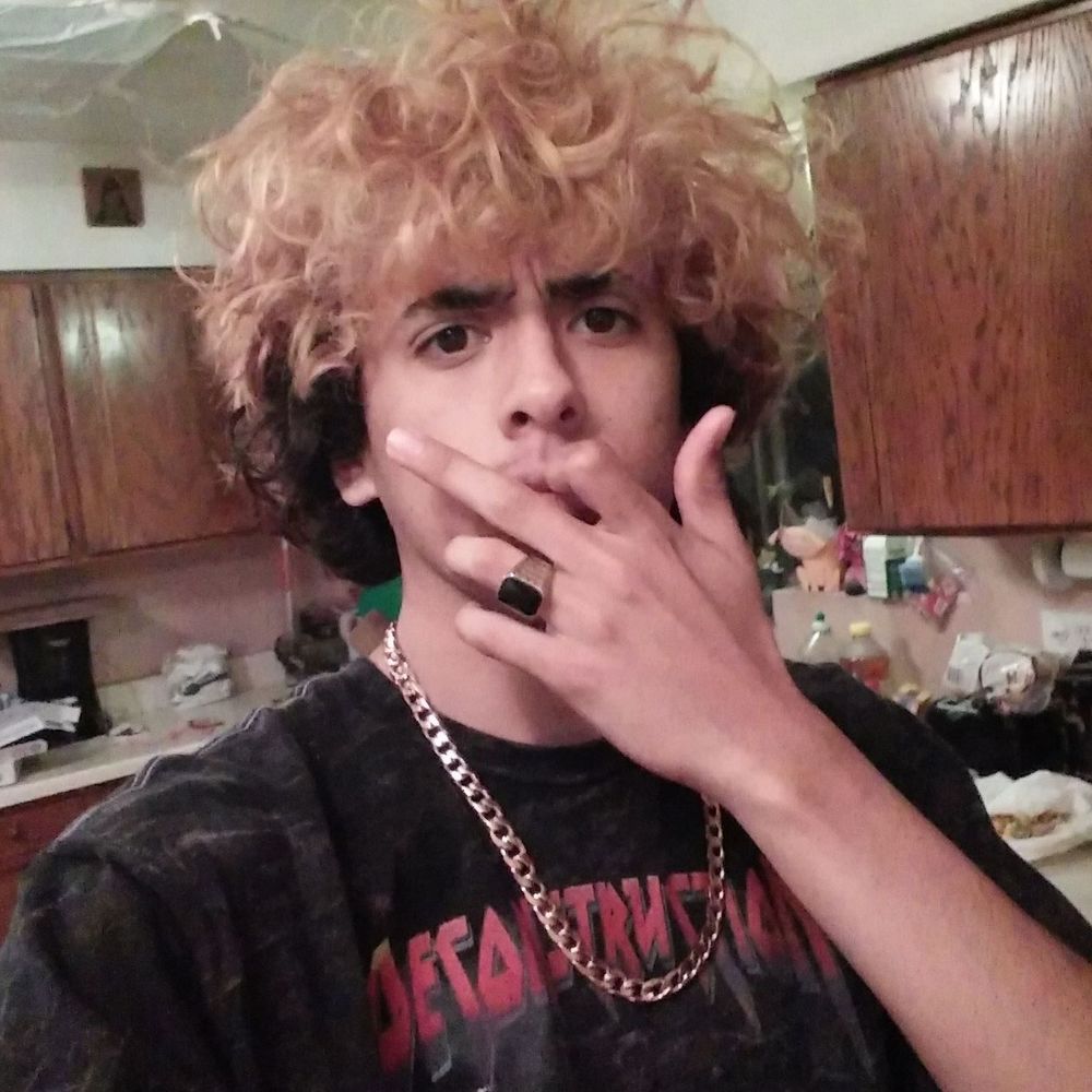 Meet your Posher, Julio